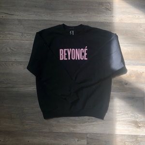 BEYONCÉ OFFICIAL MERCH SWEATSHIRT